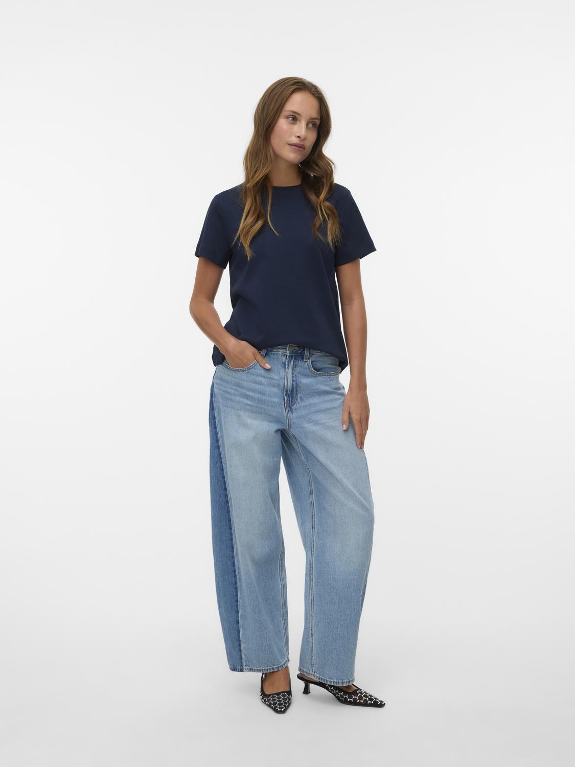AWNAIMA T-SHIRT